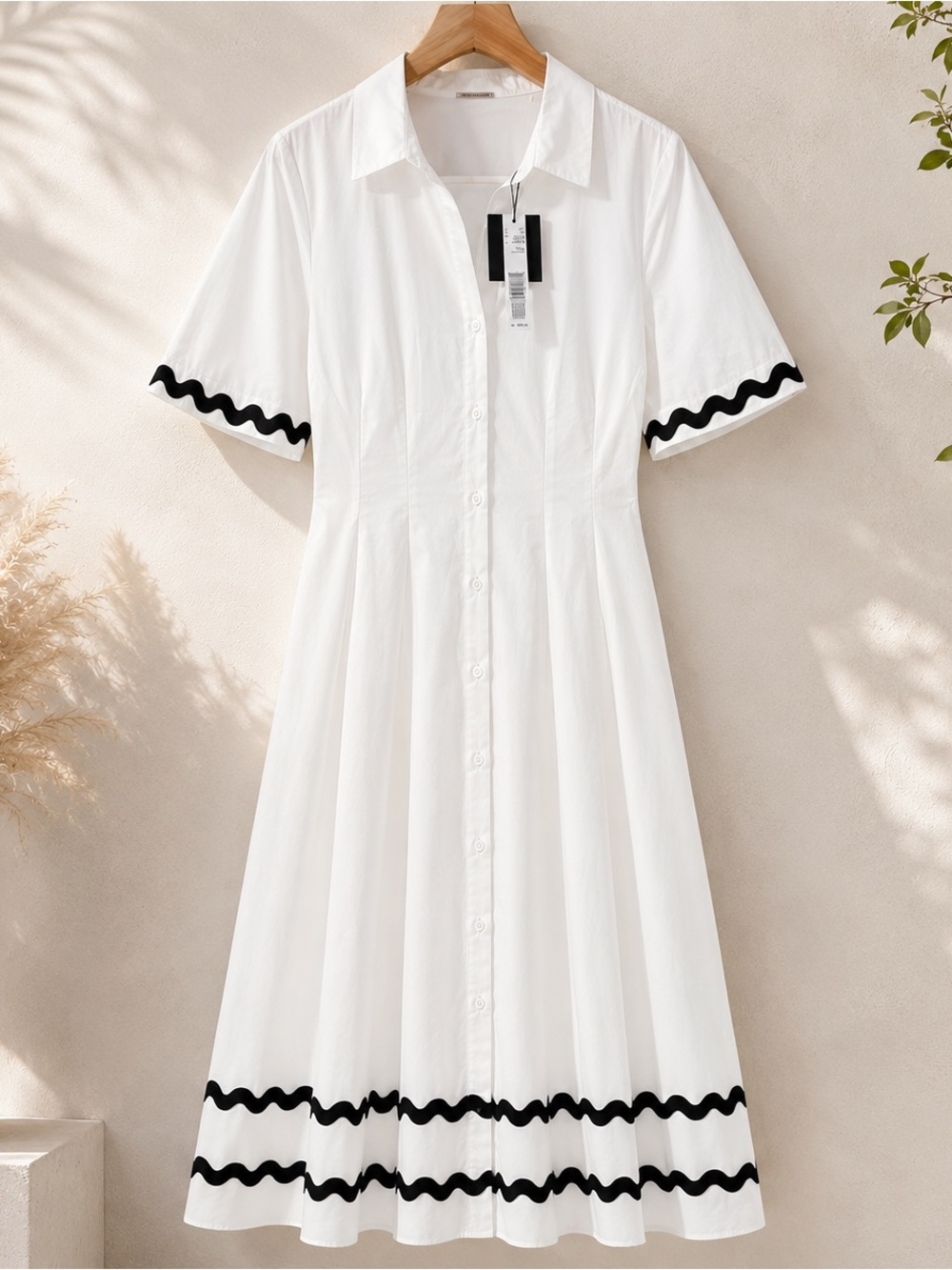 Elie Tahari White Midi Shirt Dress with Black Scalloped Trim - Picture 4 of 6